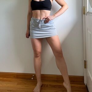 Kyodan Gray Athletic Skirt with built-in Shorts and side pockets size XS